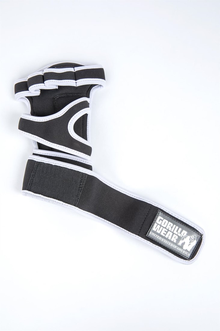 The Benefits Of Weightlifting Gloves, Wrist Wraps And Lifting Straps And  When You Should Wear Them